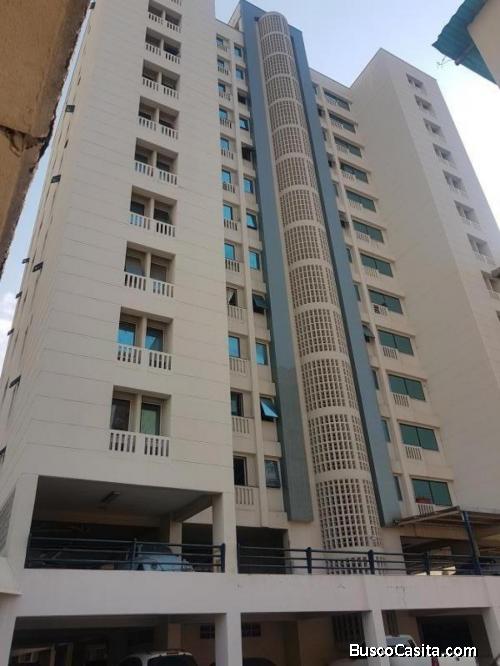 Nelly Nava Vende Apartamento en Av Bolivar de Maracay