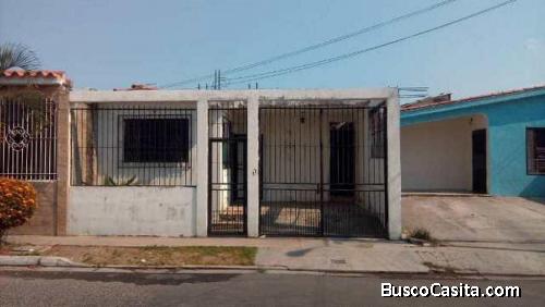 Nelly Nava Vende Casa en Los Apamates Guacara