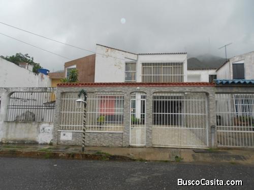 Nelly Nava Vende Casa en La Esmeralda San Diego