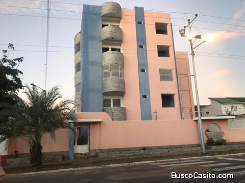 Vendo apartamento en la Av Tachira Ciudad Bolivar