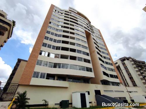 SKY GROUP PLATINUM VENDE Apartamento en Sevilla Real, FOA-984
