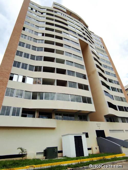 SKY GROUP PLATINUM VENDE Apartamento en Sabana Larga, FOA-1101