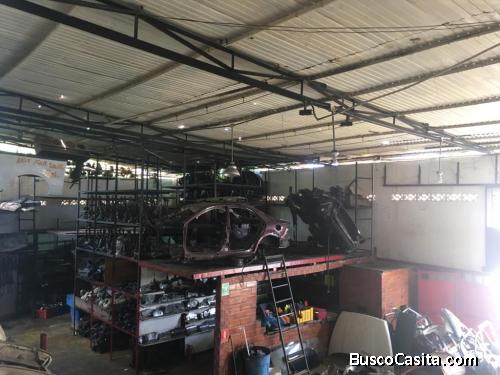 GALPON EN VENTA O ALQUILER SECTOR LOS CLAVELES