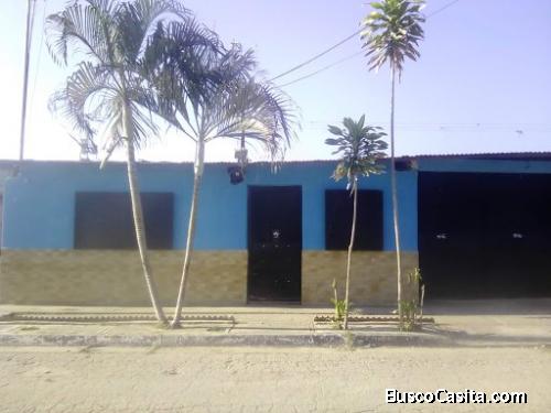 VENTA DE COMODA CASA