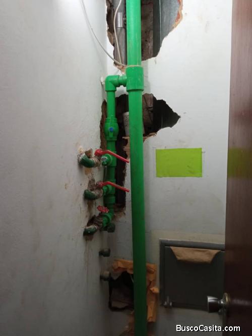 PLOMERIA SERVICIOS DE DESTAPES ACHIQUES TUBERIAS CALENTADORES FUGAS DE AGUAS BOMBAS FILTRACIONES 24 