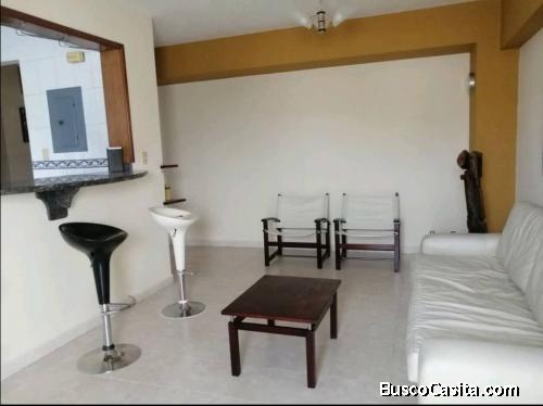 Se  alquila apto en los mangos 93 m