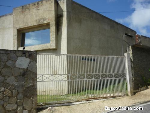 terreno con bienechuria en carialinda naguanagua