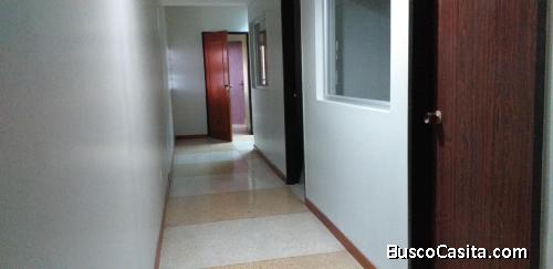 Nunziatina vende Oficina Centro Comercial Barquisimeto 04245141558