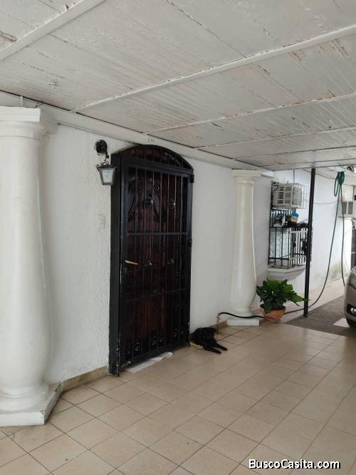 Casa en Venta Urb. Orticeño - Palo Negro