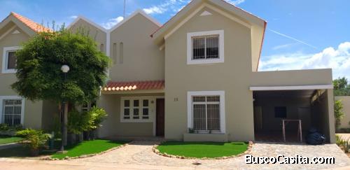 SE ALQUILA CASA TH VILLA LA LAGUNA MARACAIBO