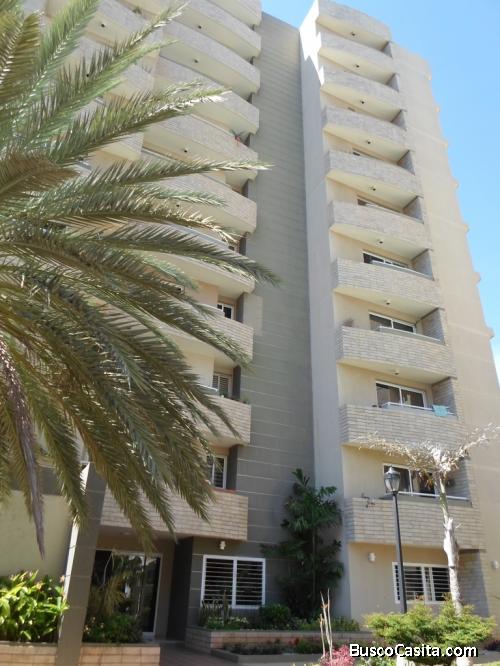 ALQUILER. APARTAMENTO LAGO COUNTRY III. A ESTRENAR