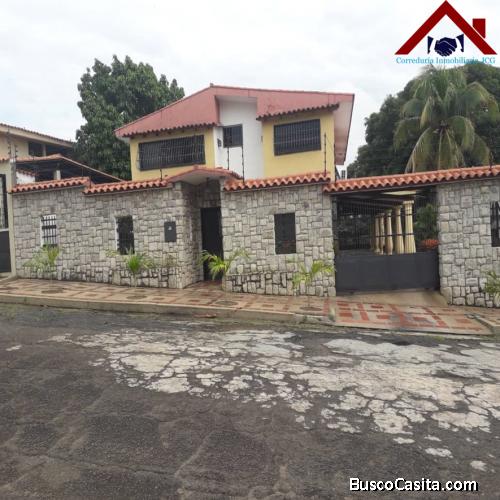 Acogedor y espacioso inmueble ideal para tu Gran Familia.