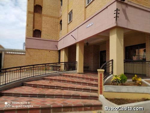 Se Alquila Apto Edif. Mata de Coco. Circunv 1 Maracaibo