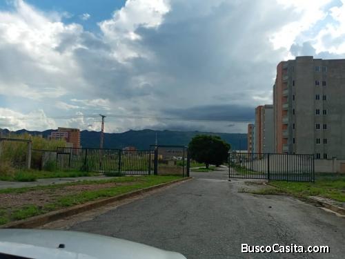 Terreno en Jardin Mañongo Fot-138