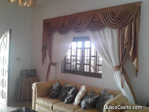 CASA QUINTA URBANIZACION MARAVEN