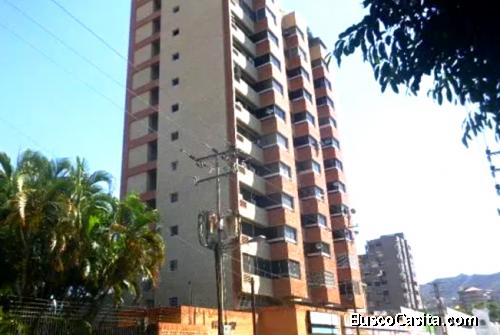 Rosangela Mendoza Alquila Apartamento Av. Bolívar Norte - ROF4