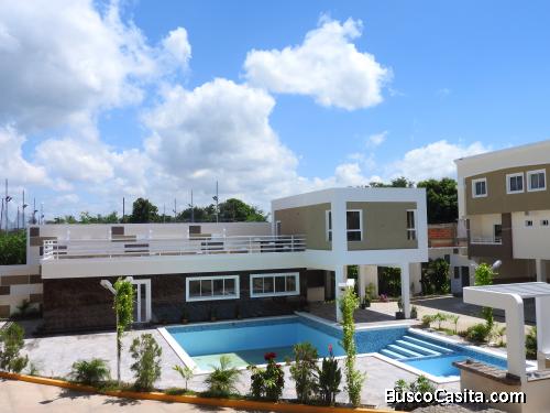 APARTAMENTO EXCLUSIVO 136m2 RES. VILLA DORAL - TORRE DALLAS