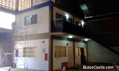 EN ALQUILER O VENTA GALPÓN DE 1050 MTS OFICINA 3 BAÑOS CONJUNTO CERRADO VIGILANCIA POLICIAL PRIVADA