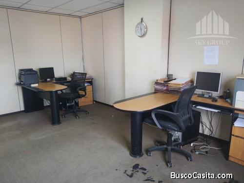 Sky Group Atenea Vende Oficina en Edificio Torre Ejecutiva, Puerto Cabello, Edo Carabobo. 