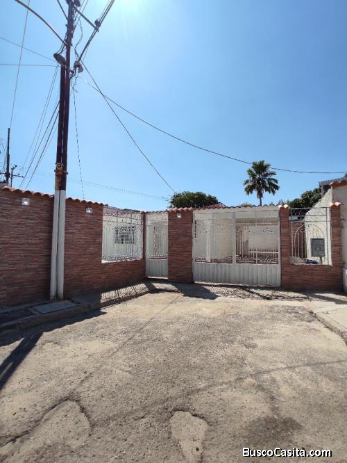 Casa Urb Paraparal - Sector 1