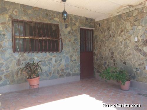 CASA EN URBANIZACION LOS SAMANES I MARACAY SUR