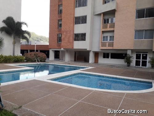 En Venta Apartamento en Res. Sun Suites Naguanagua