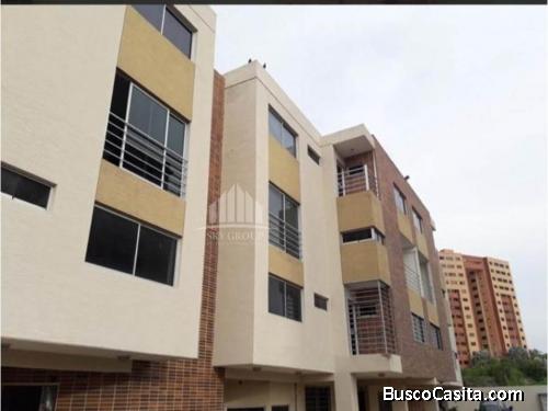 En Venta Townhouse en Res. Altos de Aricagua Naguanagua