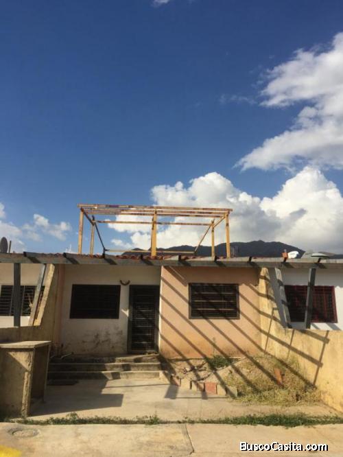 Casa en Lomas de la Hacienda San Diego  Hengly Castellanos