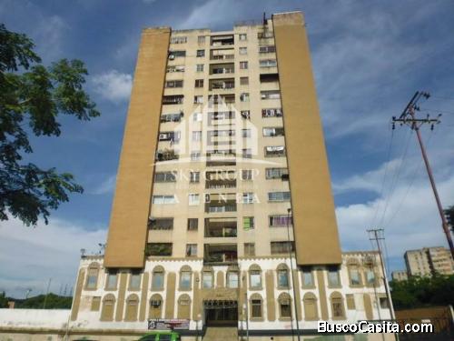 Sky Group Atenea vende Apartamento completamente amoblado en Residencias Trato, Avenida Paseo Cabria