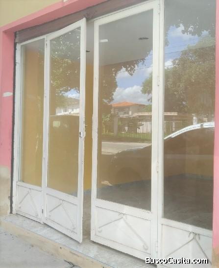 En Venta Local Comercial en El Remanso San Diego