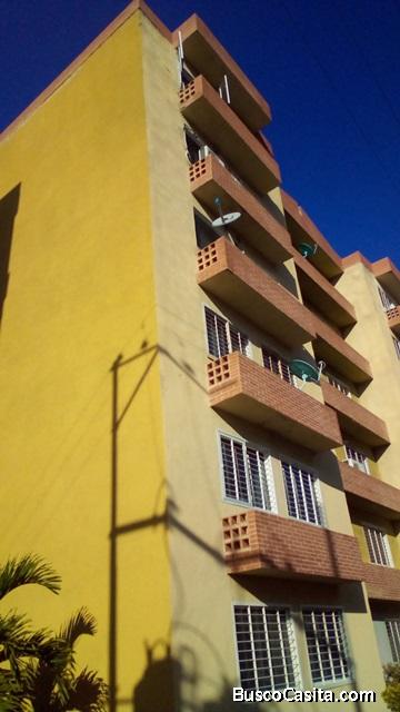 Apartamento en Conjunto Residencial La Abadia, San Diego 85 M2.