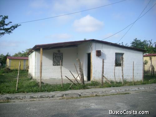 VENDO CASA EN BUENESTADO Y BARATA EN URACHICHE - YARACUY