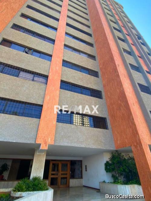 Apartamento Venta Maracaibo Apartamento en venta Residencias París sector la lago 050221
