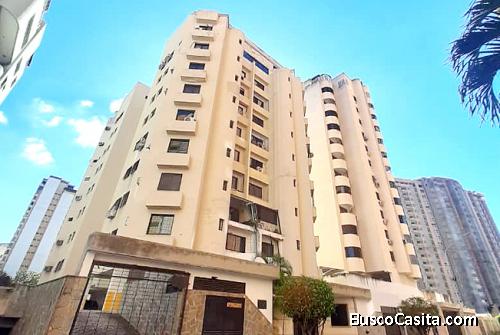 Rosangela Mendoza Vende Apto de 95 M2 Urb. La Trigaleña - RAP112
