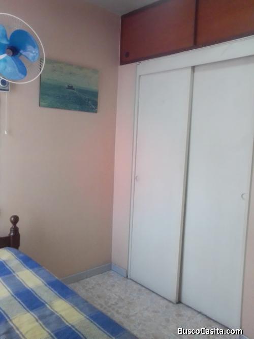 Habitación amoblada en zona tranquila