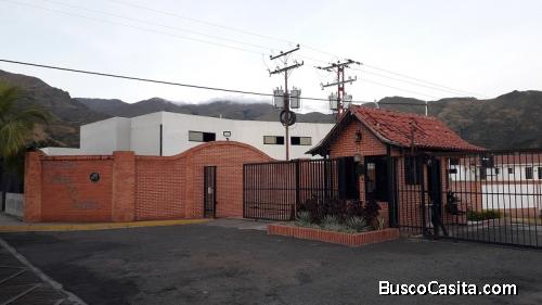 En Venta Casa en Villas de Alcala San Diego