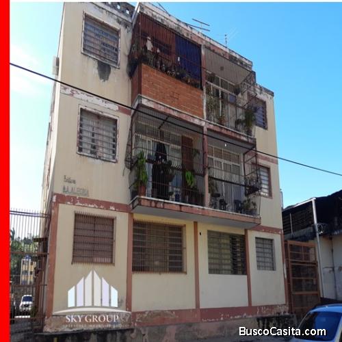 En Venta Apartamento en Urb. Alegria Av. Bolivar
