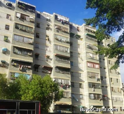 EN VENTA APARTAMENTO EN GUARENAS 3 HAB 1 BAÑ REMODELADO