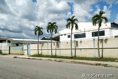 Se Alquila Galpón Zona Industrial Castillito San Diego - RGL10