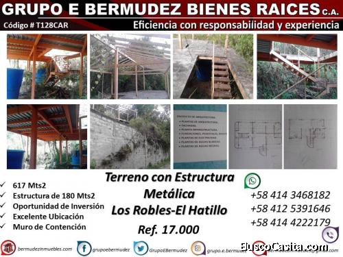 Terreno con Estructura Metálica Para Casa de Dos Pisos. El Hatillo. 