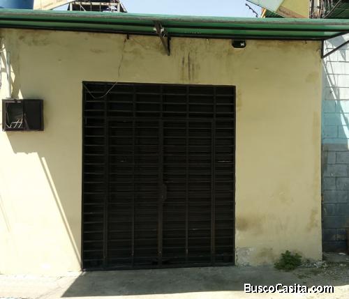 Alquilo local en pleno centro de Maracay calle sanchez carrero norte