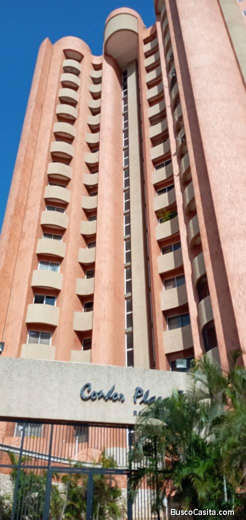 SE VENDE APARTAMENTO RESIDENCIA CONDOR PLAZA 1
