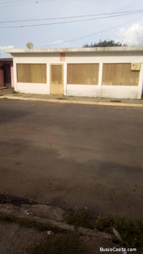 Casa en venta cinqueña ll segura con gran potencial
