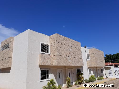 Venta casa en Gris Sabaneta Clinica Zulia Maracaibo