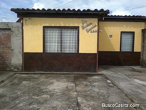 Se vende casa en santa teresa urbanizacion el palmar.
