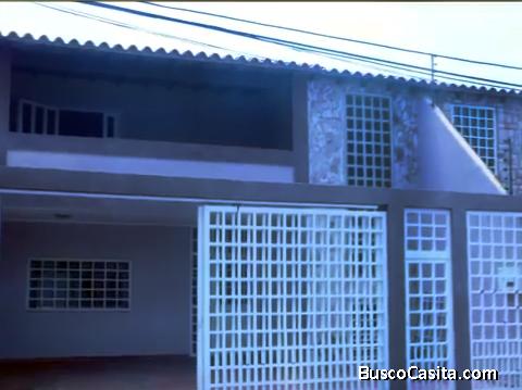 Casa Turmero Cerca de la Avenida