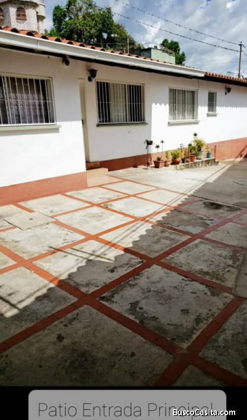 HERMOSA QUINTA  UBICADA EN SAN PEDRO DE LOS ALTOS, CALLE EL PLACER, LOS TEQUES, ESTADO MIRANDA