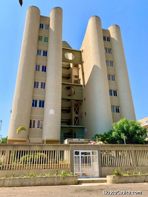 Apartamento venta Maracaibo    Edif SUPER NOVA 230221