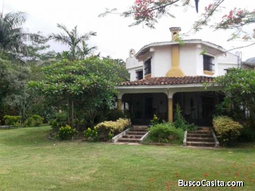 VENTA CASA DE CAMPO AGUIRRE