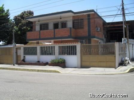 Casa y Galpón en Alquiler en La Limpia MLS #21-17216